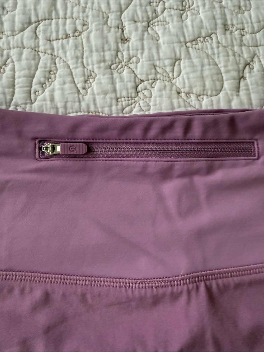 Lululemon Speed Up short, HR 2.5” size 4 - Picture 6 of 7